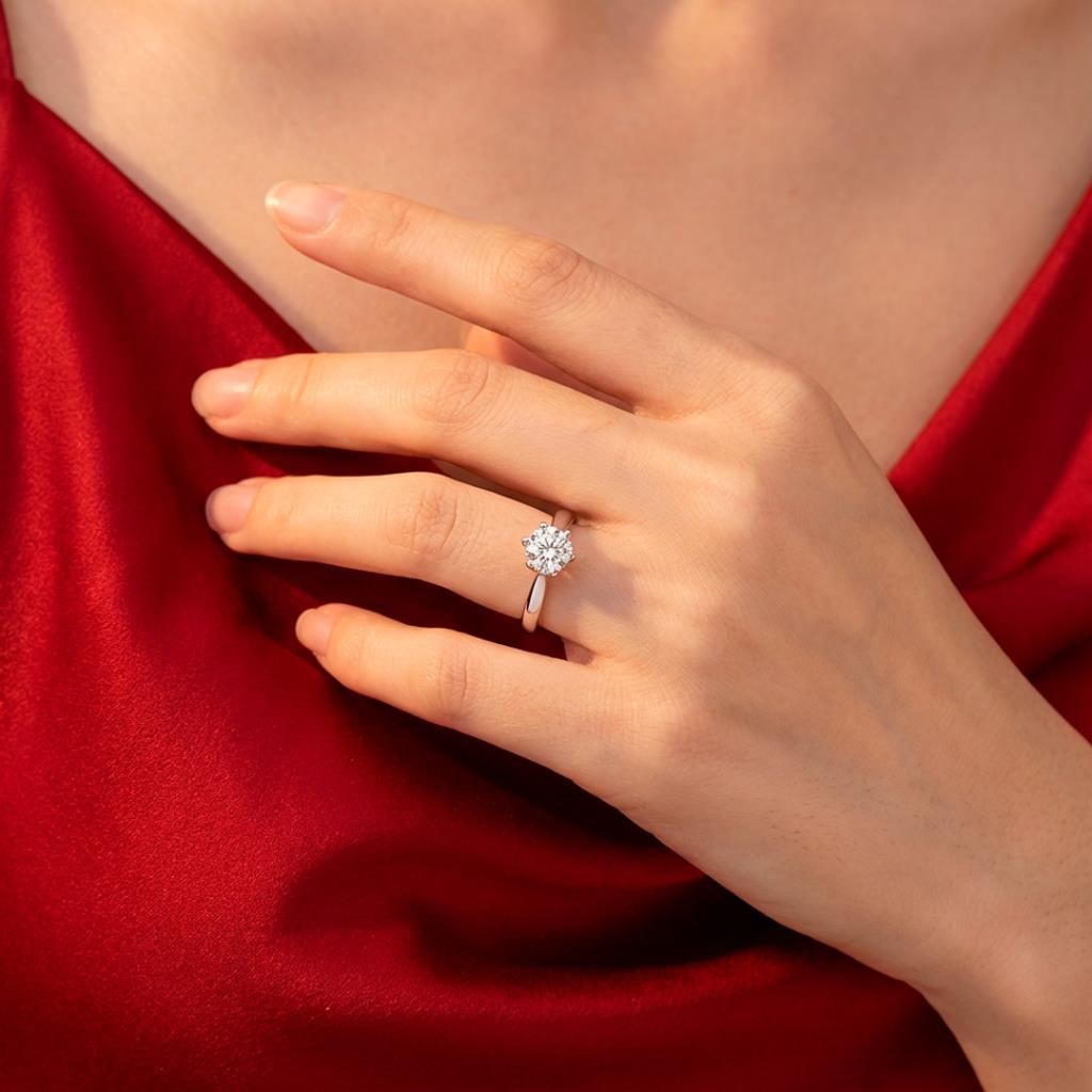 ANELLO SOLITARIO IN ORO BIANCO GR. 2.30 - BRILL. 0.60 CERT G VS - GIORGIO VISCONTI