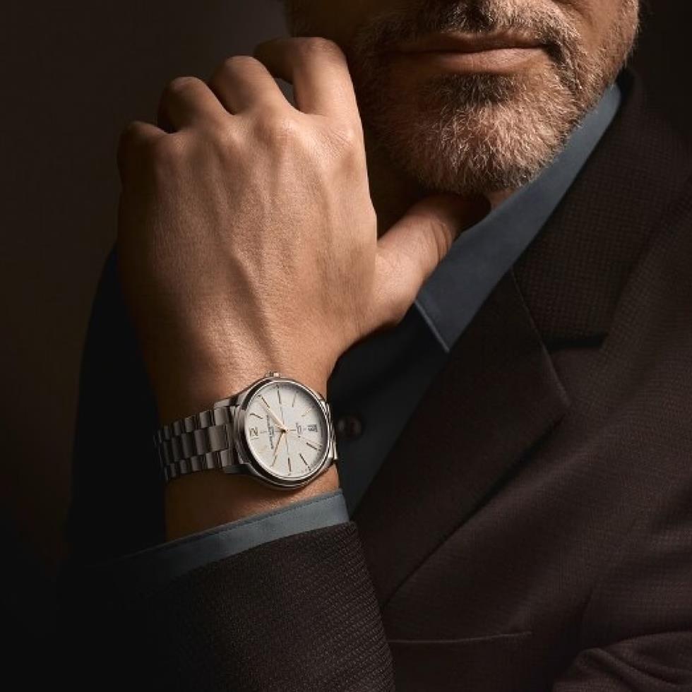 CLIFTON 10793 - AUTOMATICO BAUMATIC, DATARIO - 39 MM - BAUME & MERCIER