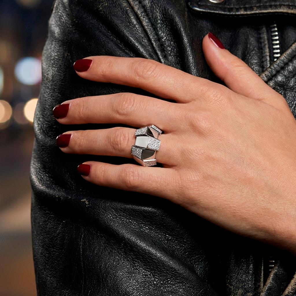 RAGGI DI LUCE ANELLO SCACCHIERA ORO BIANCO CON PAV&Egrave; CT. 0.60 - CHIMENTO