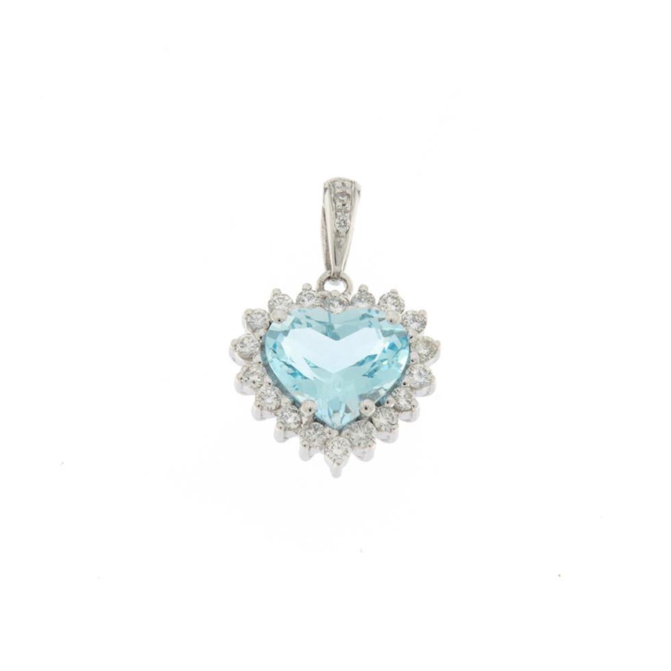 Ciondolo modello Cuore in oro bianco con Topazio Sky taglio cuore kt 2.12 contorno diamanti kt 0.40 - CEDRO