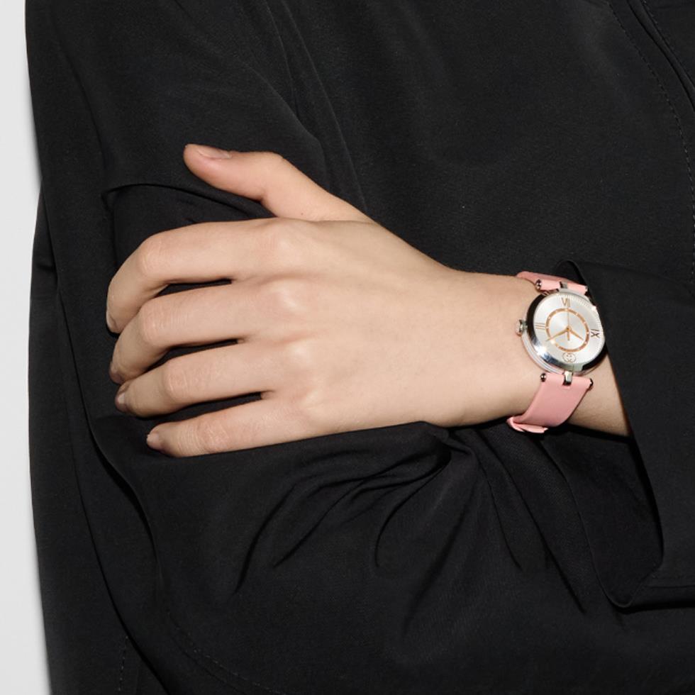 MODEL 2000 - CASSA IN ACCIAIO INOX DA 30 MM; QUADRANTE ARGENTATO GUILLOCH&Eacute;, BANDE IN RESINA BIANCA SUL LATO DELLA CASSA, NUMERI ROMANI E DETTAGLIO INCROCIO GG; CINTURINO IN PELLE ROSA - GUCCI TIMEPIECES