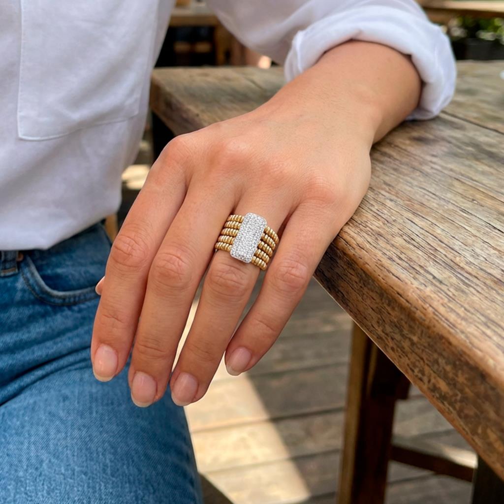 ANELLO IN ORO GIALLO 5 MAGLIE TUBOGAS GR 10 - PAV&Egrave; DIAMANTI KT 0.90 - ANTORA